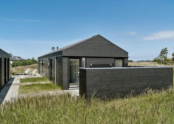 Modern House In Tversted Close To The Hébergement de vacances *